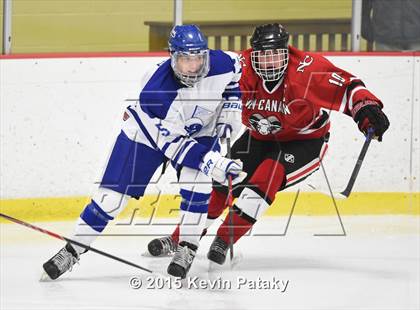 Thumbnail 1 in New Canaan vs. Darien (FCIAC Semifinal) photogallery.