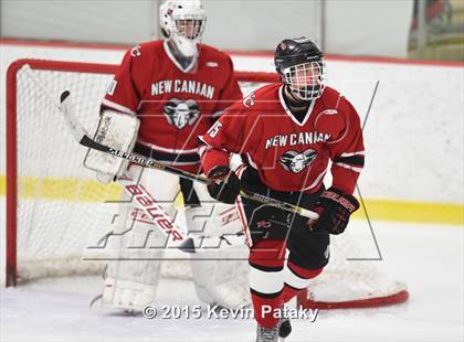 Thumbnail 2 in New Canaan vs. Darien (FCIAC Semifinal) photogallery.