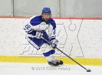 Thumbnail 1 in New Canaan vs. Darien (FCIAC Semifinal) photogallery.