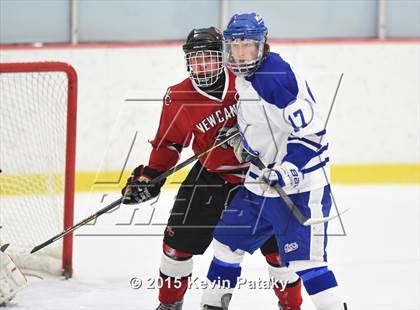 Thumbnail 1 in New Canaan vs. Darien (FCIAC Semifinal) photogallery.