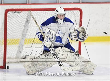 Thumbnail 1 in New Canaan vs. Darien (FCIAC Semifinal) photogallery.