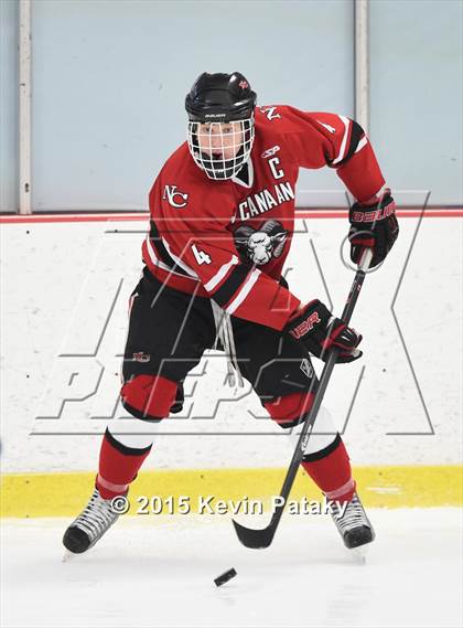 Thumbnail 2 in New Canaan vs. Darien (FCIAC Semifinal) photogallery.
