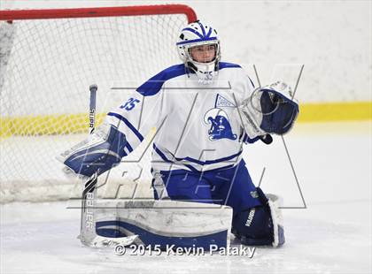 Thumbnail 3 in New Canaan vs. Darien (FCIAC Semifinal) photogallery.