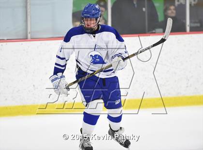 Thumbnail 3 in New Canaan vs. Darien (FCIAC Semifinal) photogallery.