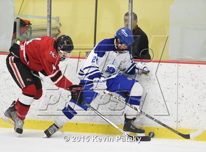 Thumbnail 3 in New Canaan vs. Darien (FCIAC Semifinal) photogallery.