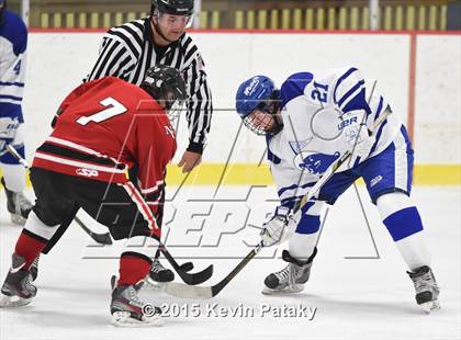 Thumbnail 1 in New Canaan vs. Darien (FCIAC Semifinal) photogallery.