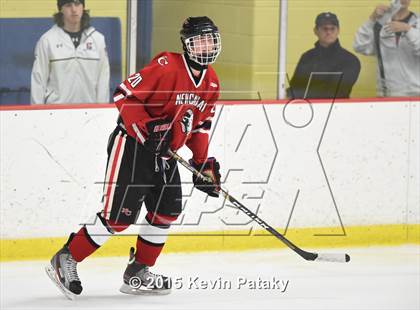 Thumbnail 2 in New Canaan vs. Darien (FCIAC Semifinal) photogallery.