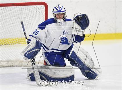 Thumbnail 3 in New Canaan vs. Darien (FCIAC Semifinal) photogallery.