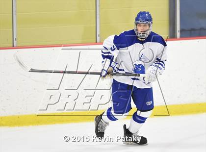 Thumbnail 3 in New Canaan vs. Darien (FCIAC Semifinal) photogallery.