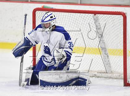 Thumbnail 3 in New Canaan vs. Darien (FCIAC Semifinal) photogallery.