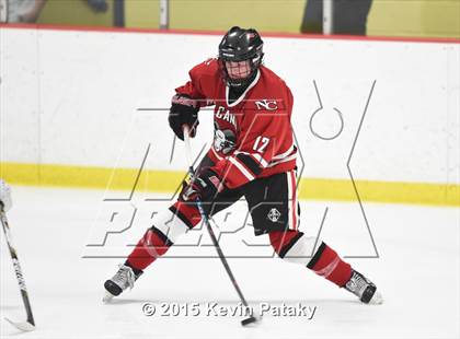 Thumbnail 3 in New Canaan vs. Darien (FCIAC Semifinal) photogallery.