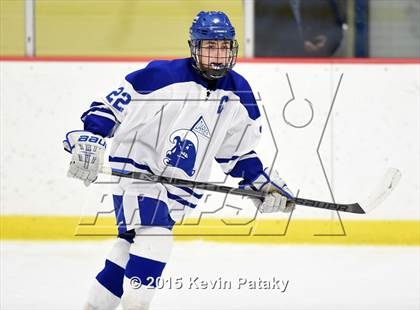 Thumbnail 1 in New Canaan vs. Darien (FCIAC Semifinal) photogallery.