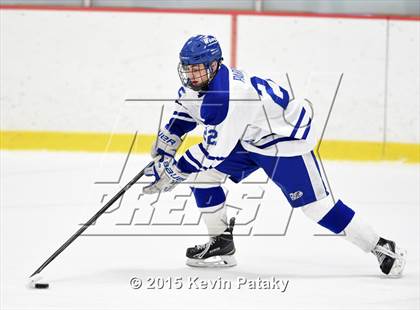 Thumbnail 2 in New Canaan vs. Darien (FCIAC Semifinal) photogallery.