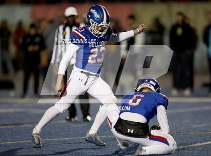 Thumbnail 3 in De La Salle @ Folsom (CIF State NorCal Regional D1-AA Final) photogallery.