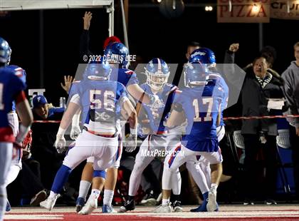 Thumbnail 2 in De La Salle @ Folsom (CIF State NorCal Regional D1-AA Final) photogallery.