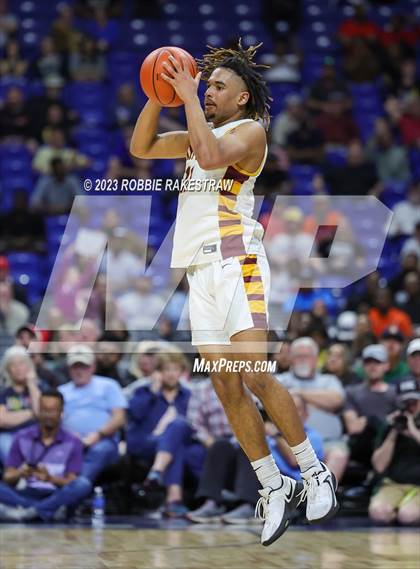 Thumbnail 2 in Beaumont United vs. Brennan (UIL 6A Basketball State Semifinal) photogallery.