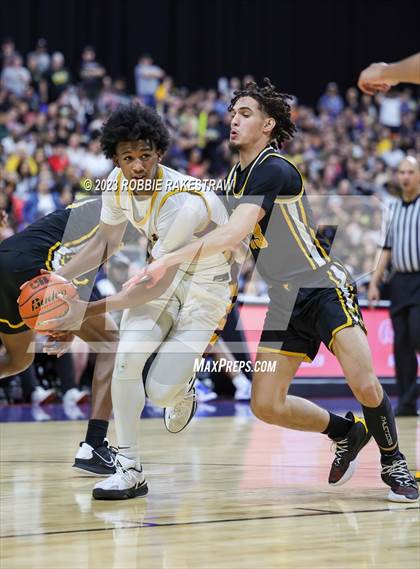 Thumbnail 3 in Beaumont United vs. Brennan (UIL 6A Basketball State Semifinal) photogallery.