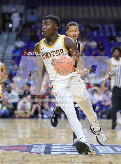 Thumbnail 2 in Beaumont United vs. Brennan (UIL 6A Basketball State Semifinal) photogallery.