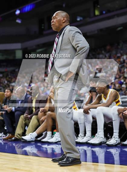 Thumbnail 3 in Beaumont United vs. Brennan (UIL 6A Basketball State Semifinal) photogallery.