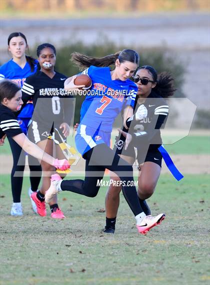 Thumbnail 3 in Havelock vs West Craven photogallery.