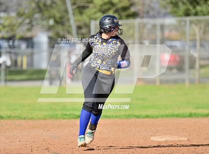 Thumbnail 3 in Imperial vs. Mira Mesa (Cougar Classic) photogallery.