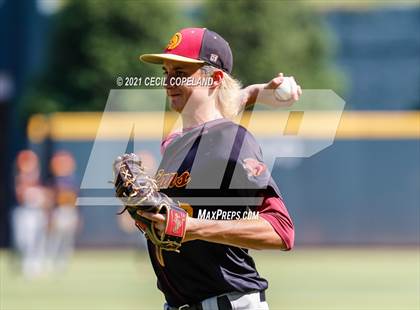 Thumbnail 2 in Houston County vs. Lassiter (GHSA 6A State Championship - Game 1) photogallery.