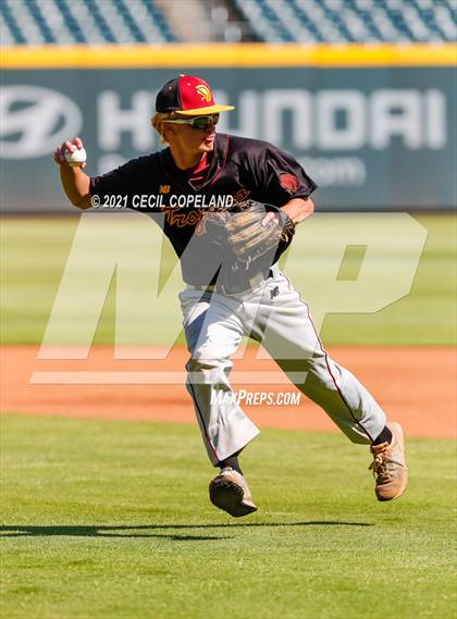 Thumbnail 1 in Houston County vs. Lassiter (GHSA 6A State Championship - Game 1) photogallery.