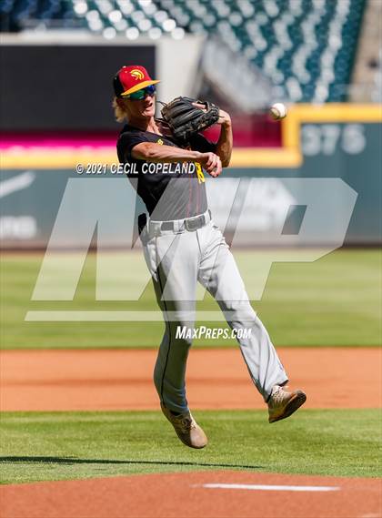 Thumbnail 2 in Houston County vs. Lassiter (GHSA 6A State Championship - Game 1) photogallery.