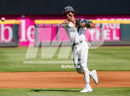 Thumbnail 1 in Houston County vs. Lassiter (GHSA 6A State Championship - Game 1) photogallery.