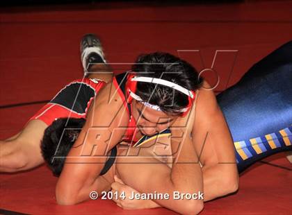 Thumbnail 3 in San Clemente Varsity 12 Way Wrestling Tournament photogallery.