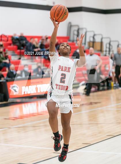Thumbnail 2 in Indianapolis Arsenal Technical vs Park Tudor (Park Tudor Shootout) photogallery.