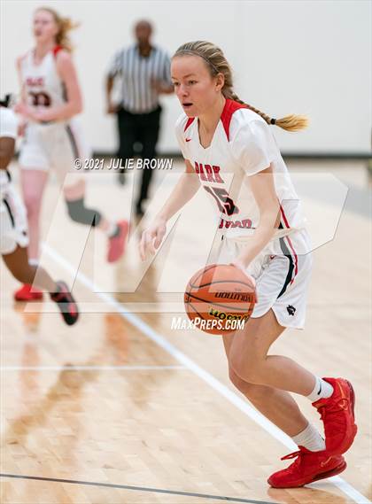 Thumbnail 3 in Indianapolis Arsenal Technical vs Park Tudor (Park Tudor Shootout) photogallery.