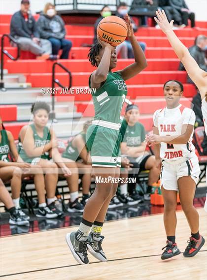 Thumbnail 2 in Indianapolis Arsenal Technical vs Park Tudor (Park Tudor Shootout) photogallery.
