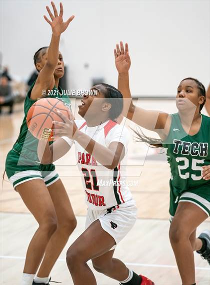 Thumbnail 2 in Indianapolis Arsenal Technical vs Park Tudor (Park Tudor Shootout) photogallery.