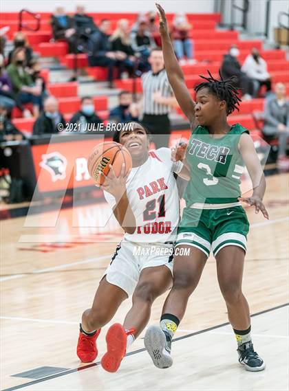 Thumbnail 2 in Indianapolis Arsenal Technical vs Park Tudor (Park Tudor Shootout) photogallery.