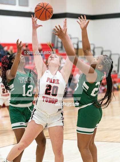 Thumbnail 1 in Indianapolis Arsenal Technical vs Park Tudor (Park Tudor Shootout) photogallery.
