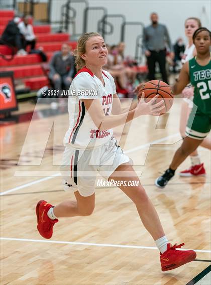 Thumbnail 2 in Indianapolis Arsenal Technical vs Park Tudor (Park Tudor Shootout) photogallery.