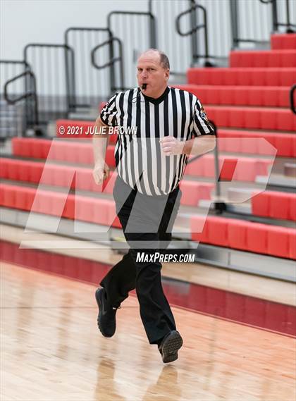 Thumbnail 2 in Indianapolis Arsenal Technical vs Park Tudor (Park Tudor Shootout) photogallery.