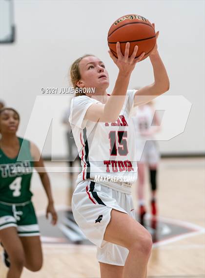 Thumbnail 2 in Indianapolis Arsenal Technical vs Park Tudor (Park Tudor Shootout) photogallery.