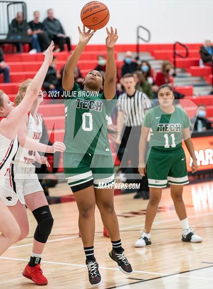 Thumbnail 1 in Indianapolis Arsenal Technical vs Park Tudor (Park Tudor Shootout) photogallery.