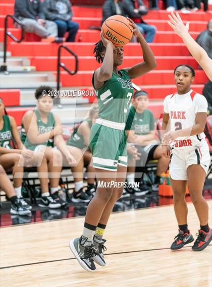 Thumbnail 1 in Indianapolis Arsenal Technical vs Park Tudor (Park Tudor Shootout) photogallery.
