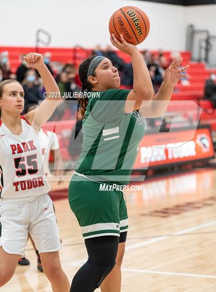 Thumbnail 1 in Indianapolis Arsenal Technical vs Park Tudor (Park Tudor Shootout) photogallery.