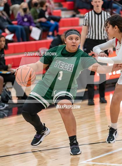 Thumbnail 3 in Indianapolis Arsenal Technical vs Park Tudor (Park Tudor Shootout) photogallery.