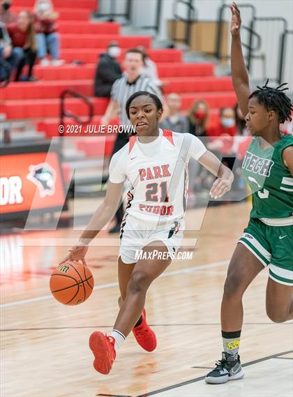 Thumbnail 2 in Indianapolis Arsenal Technical vs Park Tudor (Park Tudor Shootout) photogallery.