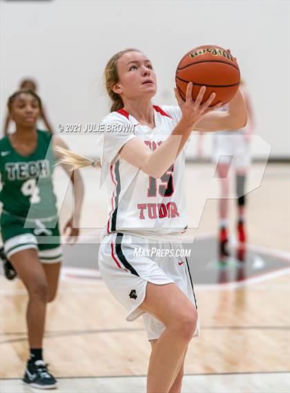 Thumbnail 1 in Indianapolis Arsenal Technical vs Park Tudor (Park Tudor Shootout) photogallery.