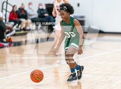 Thumbnail 1 in Indianapolis Arsenal Technical vs Park Tudor (Park Tudor Shootout) photogallery.