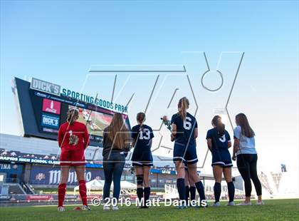 Thumbnail 2 in Chaparral vs. Legend photogallery.