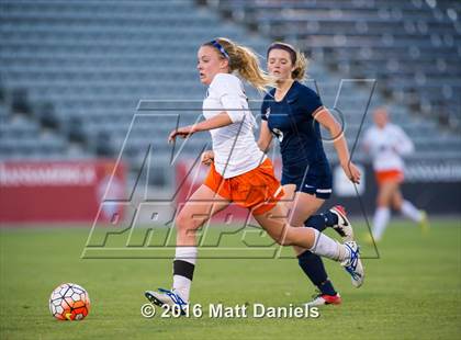 Thumbnail 2 in Chaparral vs. Legend photogallery.