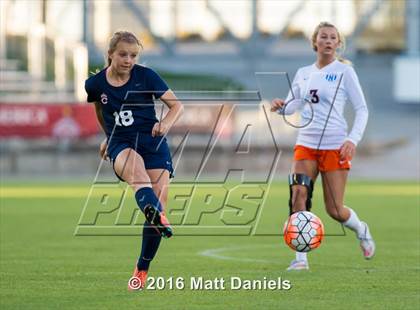 Thumbnail 3 in Chaparral vs. Legend photogallery.