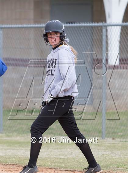 Thumbnail 3 in Hernando vs. Bartlett photogallery.